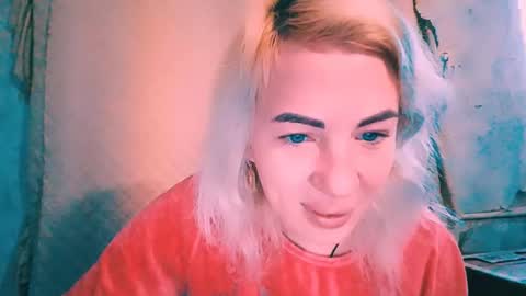 Snapshot of alinafrey_ chatting on 2, 11, 2025 Alina online show from 2, 11, 2025