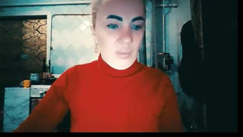 Snapshot of alinafrey_ chatting on 19, 11, 2025 Alina online show from 19, 11, 2025