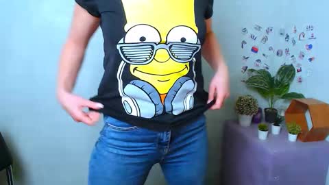 Snapshot of alinafrey_ chatting on 3, 12, 2025 Alina online show from 3, 12, 2025