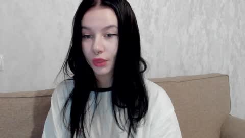 Aline Greeeen online show from 6, 12, 2024