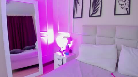     online show from 7, 2, 2025