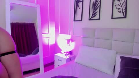     online show from 11, 2, 2025