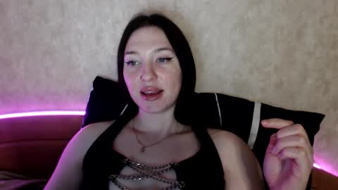 alisaadoll online show from 18, 12, 2025