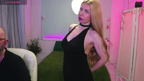 Snapshot of alisaaleks chatting on 12, 4, 2026 Alisa Aleks online show from 12, 4, 2026