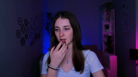 Alisa online show from 15, 4, 2026