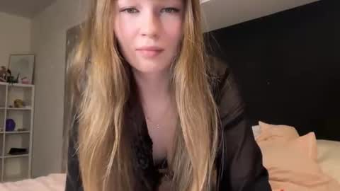Snapshot of alisaprobs chatting on 3, 7, 2026 ALICE online show from 3, 7, 2026
