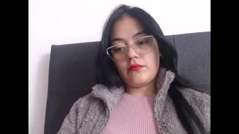 alisha_9997 online show from 2, 2, 2026