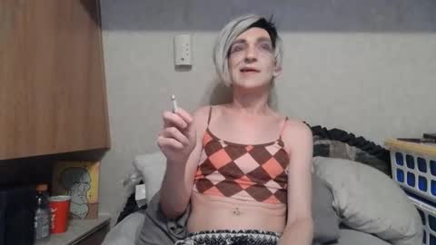Snapshot of alishaluv chatting on 3, 6, 2026 Alisha online show from 3, 6, 2026