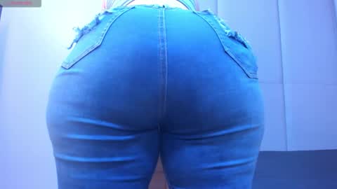 Snapshot of alishapalmer chatting on 14, 2, 2026 online show from 14, 2, 2026