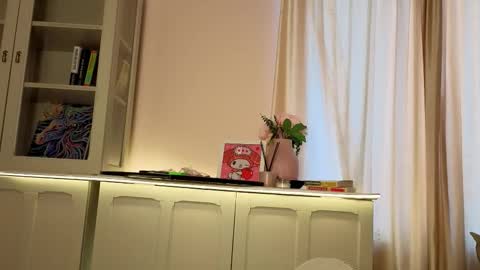 Alisia online show from 23, 2, 2026