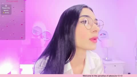 Snapshot of alison_carde05 chatting on 28, 4, 2026 Alison online show from 28, 4, 2026