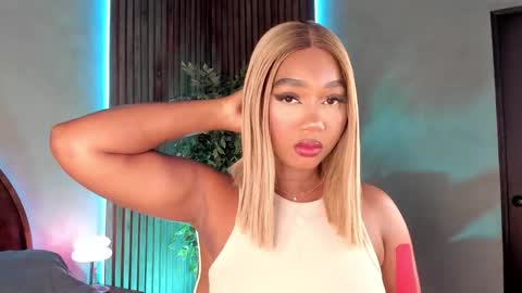 Alison Moon  online show from 6, 11, 2025