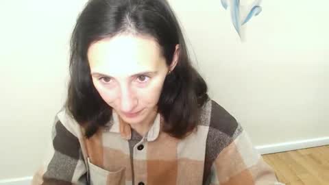 Snapshot of alissajersy_ chatting on 6, 10, 2025 Alissa online show from 6, 10, 2025
