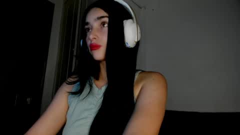 Alisson369  online show from 14, 4, 2026