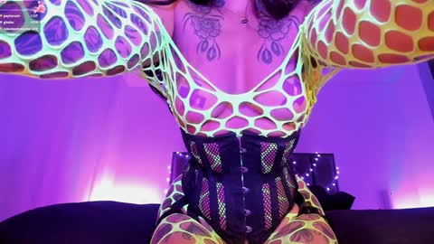 Snapshot of alisson_rocker chatting on 27, 1, 2025 online show from 27, 1, 2025