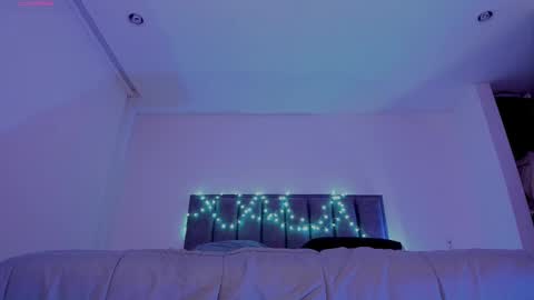    online show from 8, 11, 2025