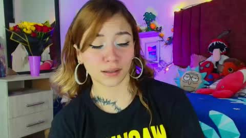 Alisson IG alisson zafiro27 online show from 8, 11, 2025