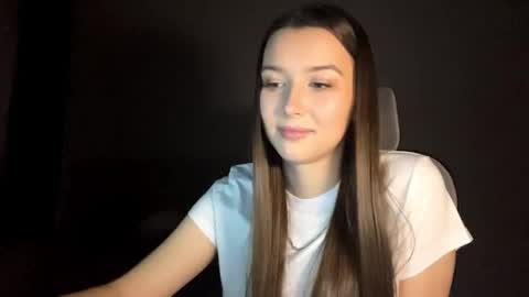 Snapshot of alitalapre chatting on 27, 11, 2025 Annie online show from 27, 11, 2025