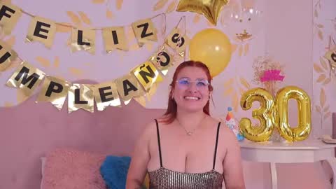 Snapshot of alix_bay chatting on 27, 4, 2026 Alix online show from 27, 4, 2026
