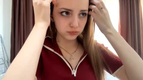 Snapshot of alizavigneau chatting on 18, 1, 2026 Alice online show from 18, 1, 2026