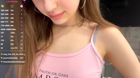 Snapshot of alizavigneau chatting on 5, 3, 2026 Alice online show from 5, 3, 2026