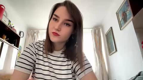 Snapshot of alizavigneau chatting on 5, 7, 2026 Alice online show from 5, 7, 2026