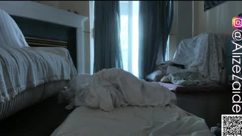 Alize Zaide online show from 27, 3, 2026