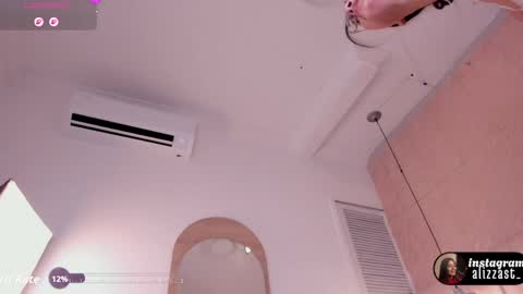 Snapshot of alizza_ chatting on 2, 4, 2026 alizza_ online show from 2, 4, 2026