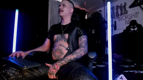   online show from 8, 12, 2024