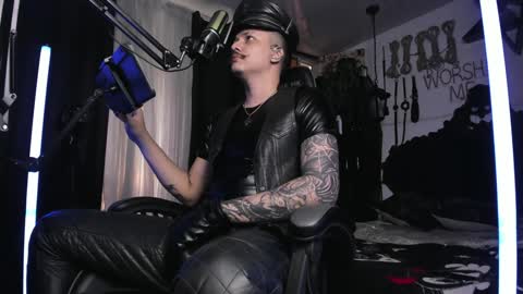   online show from 15, 1, 2025