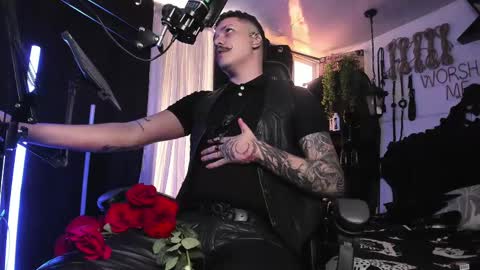   online show from 12, 2, 2025