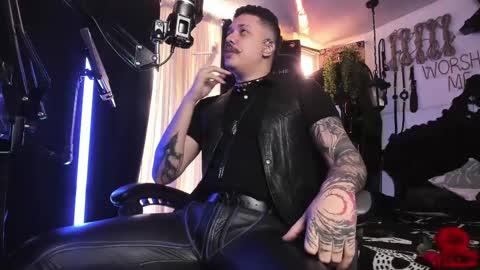   online show from 13, 2, 2025