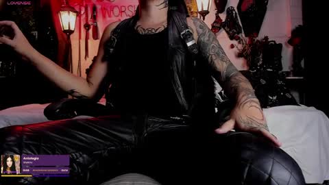 Snapshot of allanhurtss chatting on 5, 4, 2026 online show from 5, 4, 2026