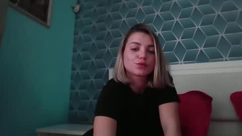 Snapshot of alle_babyx chatting on 21, 3, 2026 Alesia online show from 21, 3, 2026