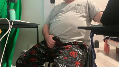 Allergictolove online show from 4, 1, 2025