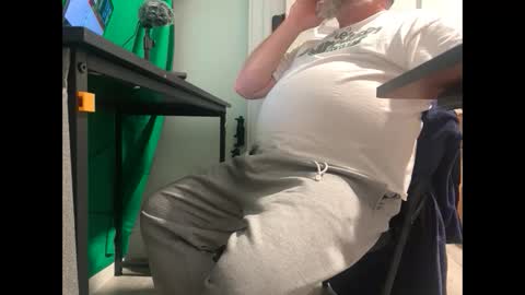 Allergictolove online show from 10, 3, 2025