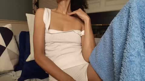 wishlist on bio online show from 30, 10, 2025