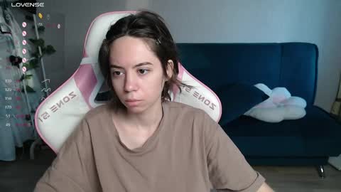 Snapshot of allie_hazie chatting on 11, 5, 2026 alice online show from 11, 5, 2026