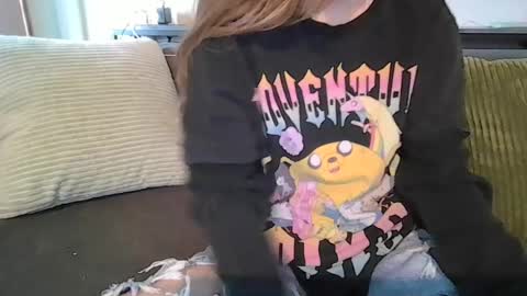 alliebearx online show from 16, 7, 2026