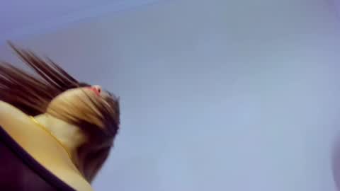 Snapshot of allijadid chatting on 6, 3, 2025    online show from 6, 3, 2025