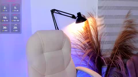 Snapshot of allison_owensxx chatting on 30, 6, 2026 Allison online show from 30, 6, 2026
