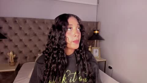 Snapshot of allisonfoster_ chatting on 12, 3, 2025 Allison online show from 12, 3, 2025