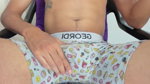 Snapshot of allisonjustingb chatting on 9, 2, 2025 AllisonJustin online show from 9, 2, 2025