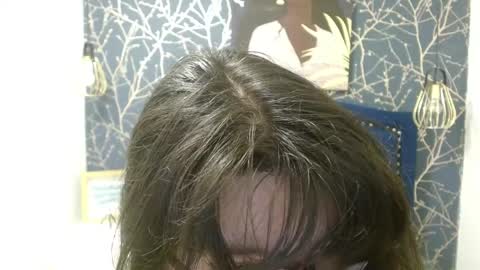Snapshot of alllyson_ chatting on 1, 6, 2026 alison online show from 1, 6, 2026