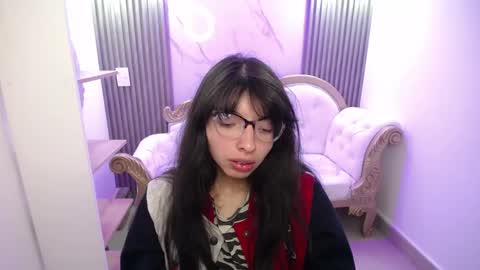 Snapshot of alllyson_ chatting on 4, 6, 2026 alison online show from 4, 6, 2026