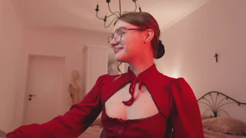 Snapshot of allotropp chatting on 5, 4, 2026 ALOTROPP NOT BABY online show from 5, 4, 2026