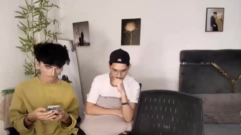 Snapshot of alluring_alpha chatting on 12, 5, 2026 kim and josh online show from 12, 5, 2026