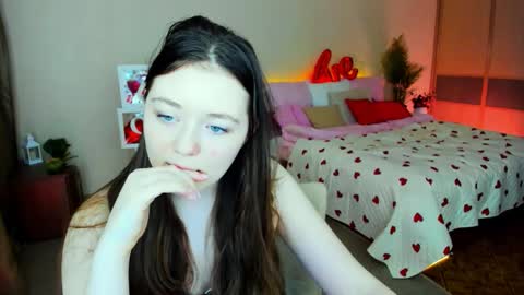 alluringeyess online show from 14, 2, 2026