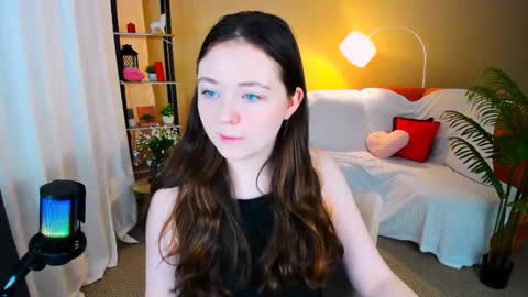 alluringeyess online show from 27, 2, 2026