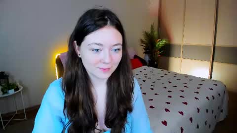 Snapshot of alluringeyess chatting on 14, 6, 2026 alluringeyess online show from 14, 6, 2026